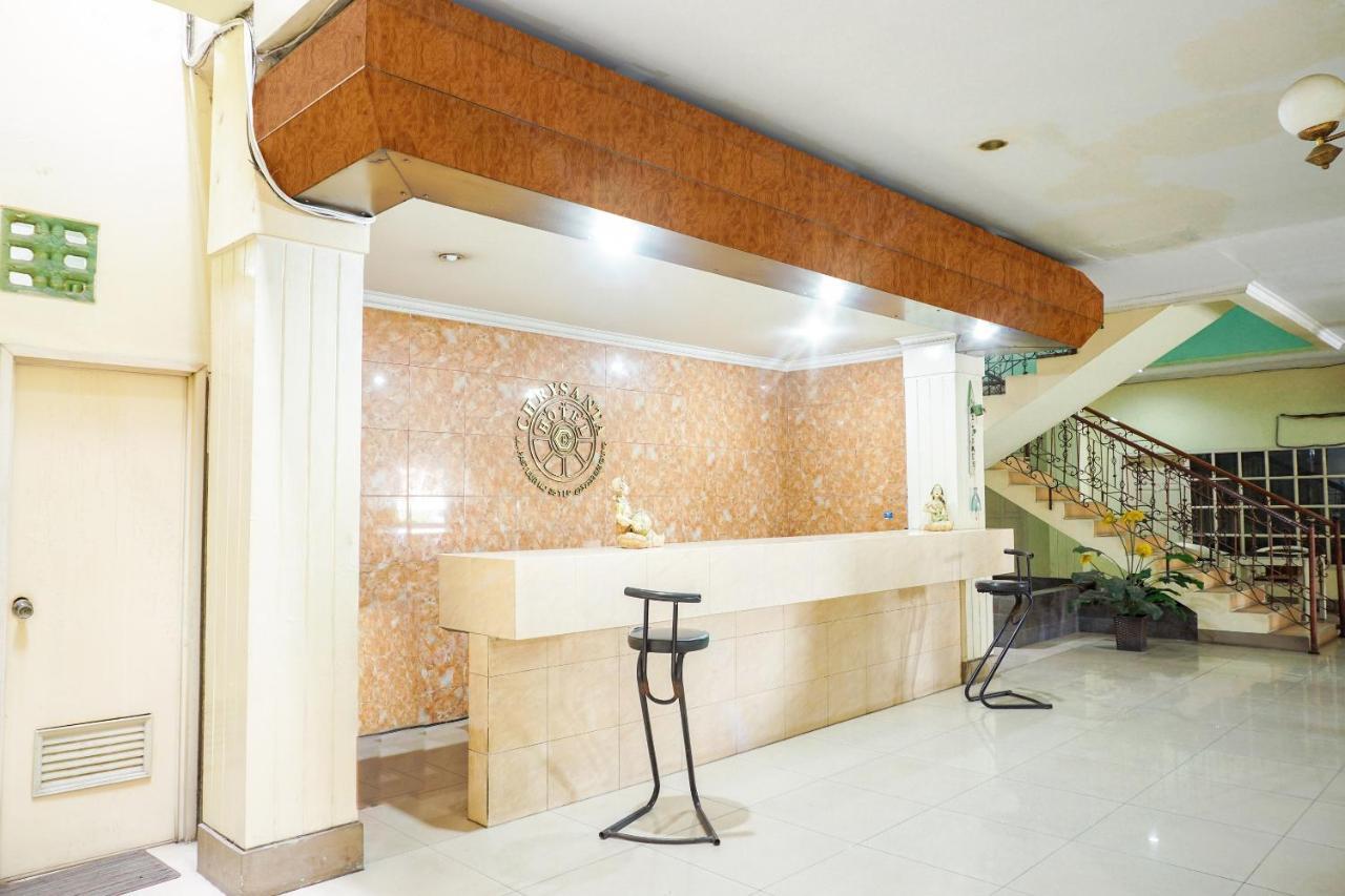 Oyo 2085 Chrysanta Hotel Bandung Exterior foto